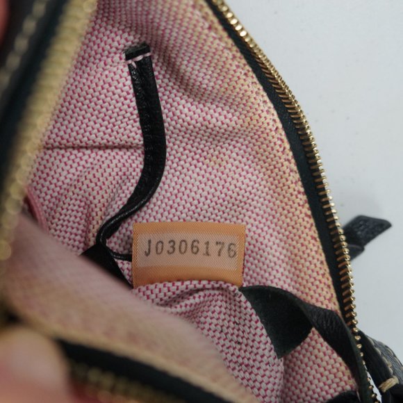 Dooney and Bourke Crossbody Bag, Black Purse, Shoulder Strap - Picture 10 of 12